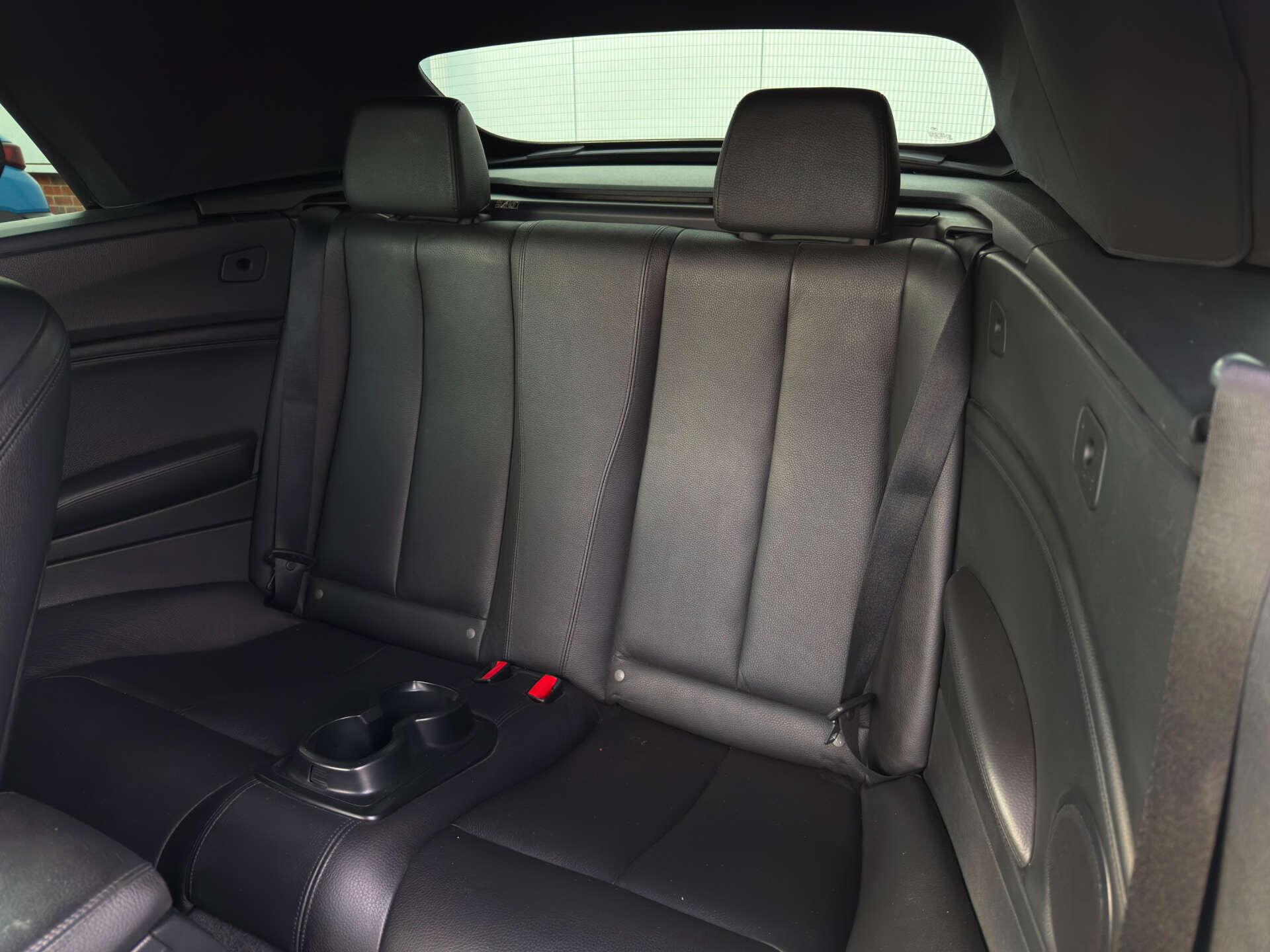 BMW 2 Series view 35