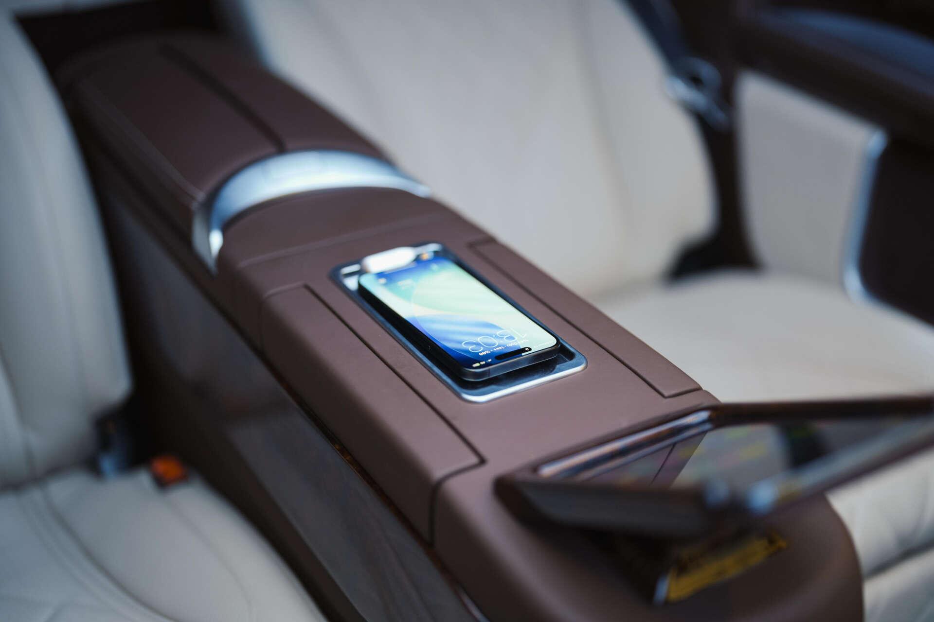 Mercedes-Benz V Class view 20