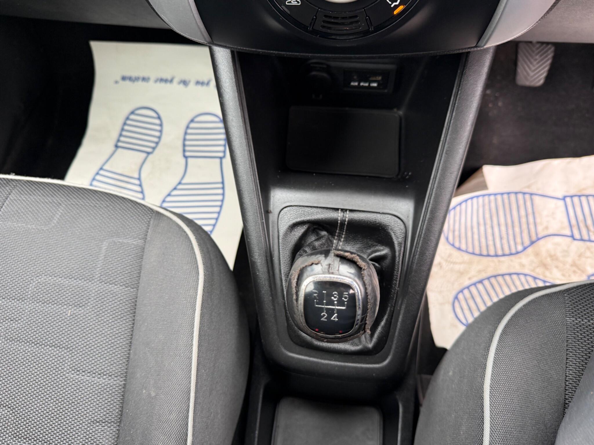 2010 Kia Venga image 20