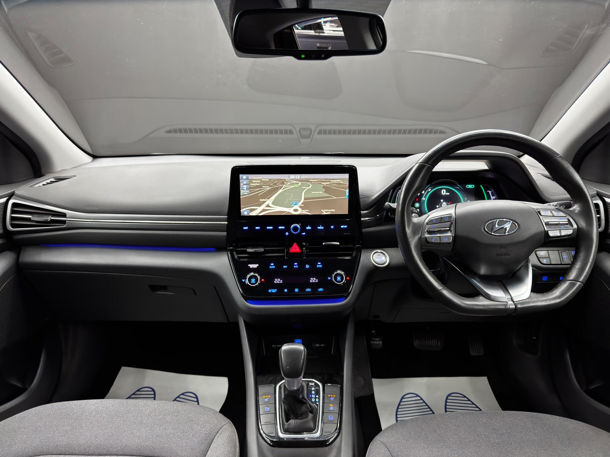 Hyundai Ioniq view 10