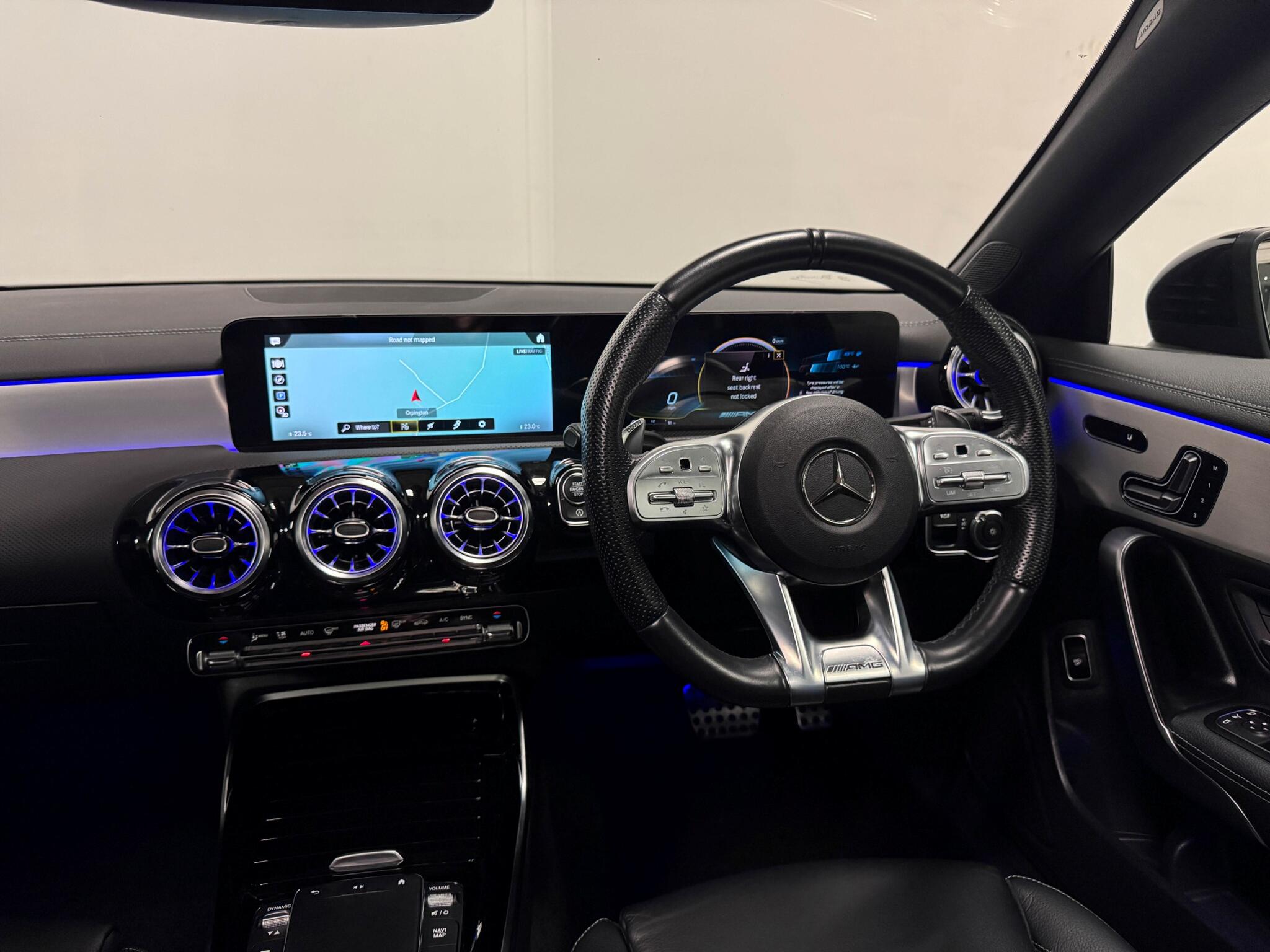 Mercedes-Benz Cla view 30