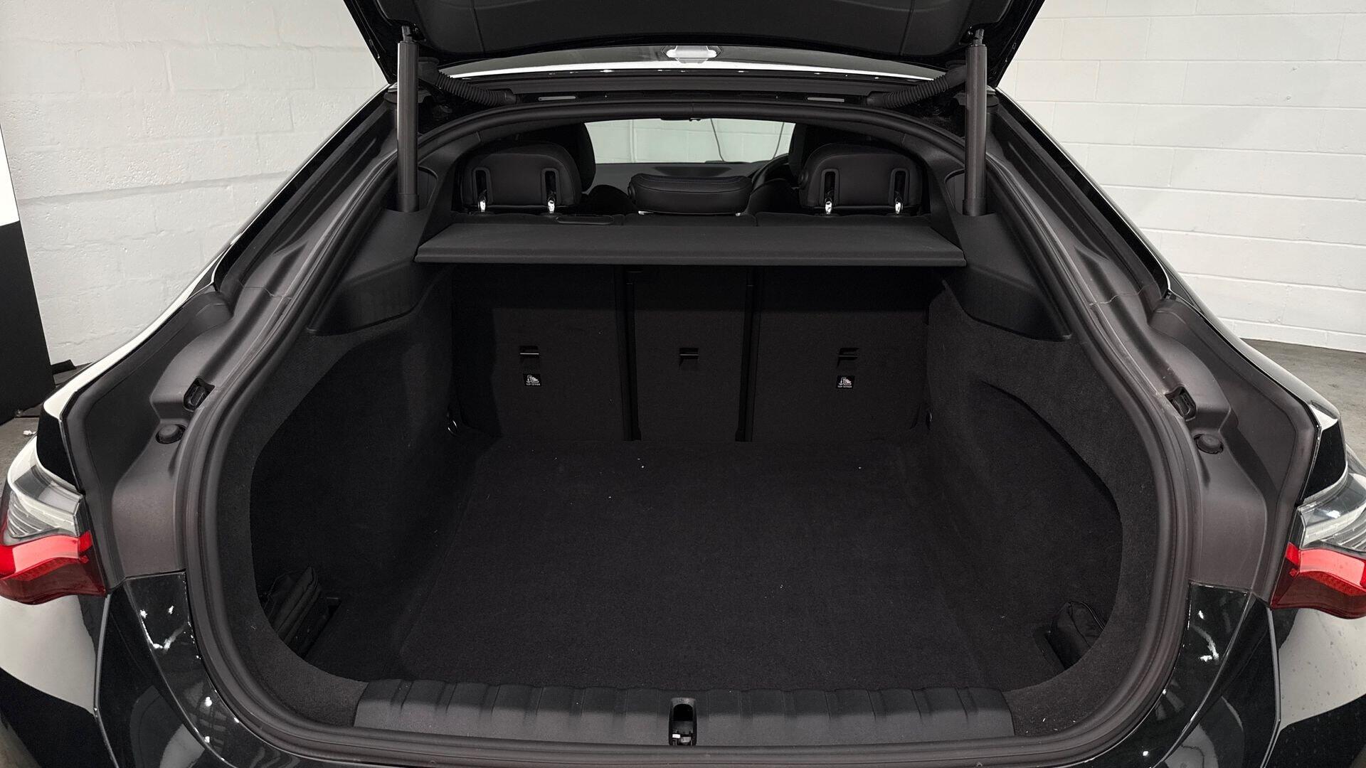 BMW 4 Series view 13