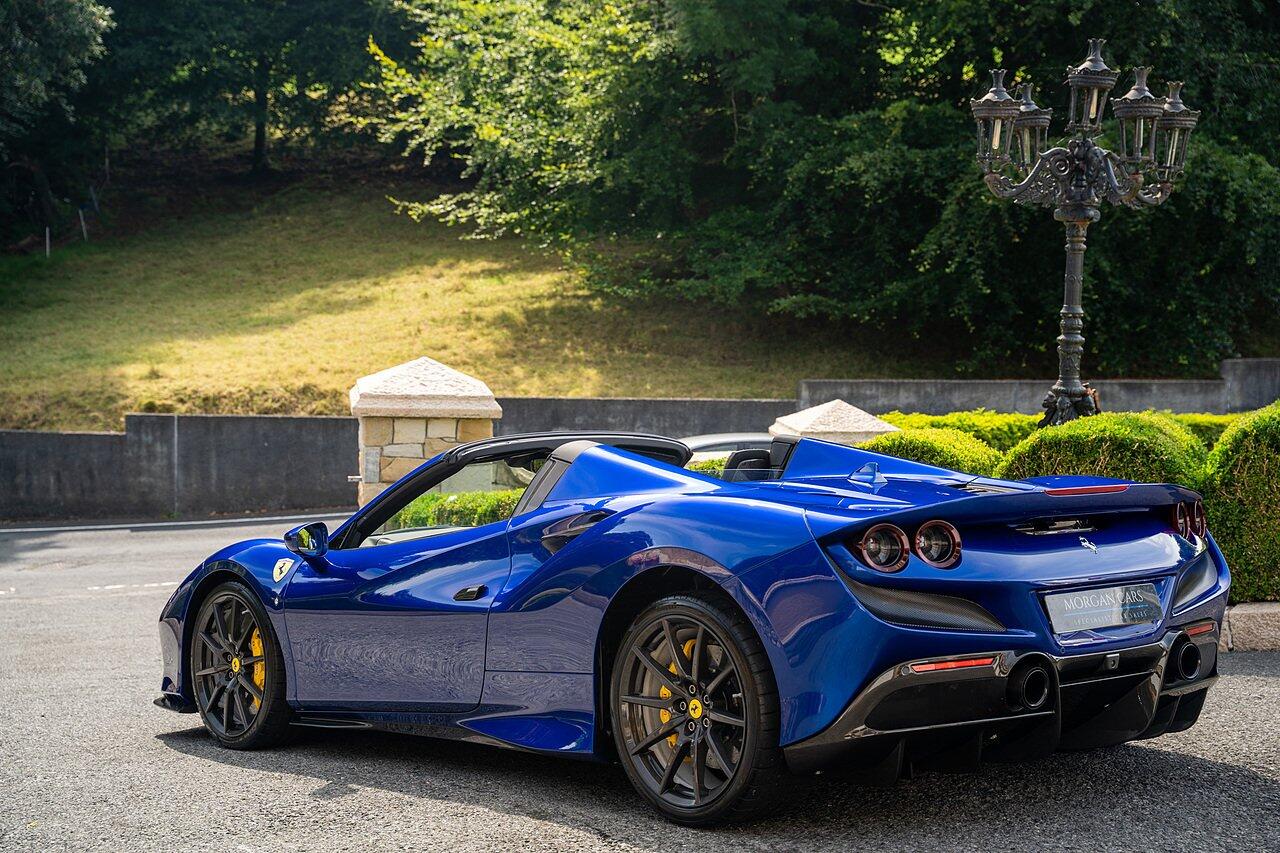 Ferrari F8 Tributo view 120