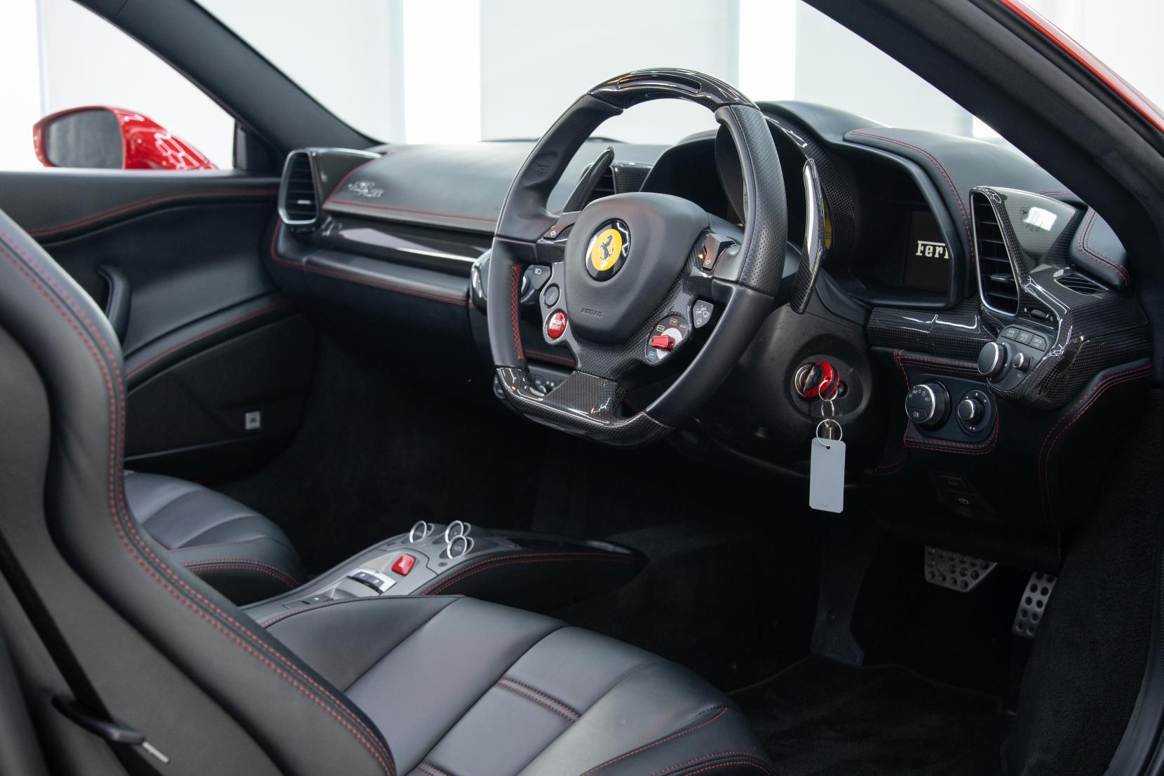 Ferrari 458 view 4