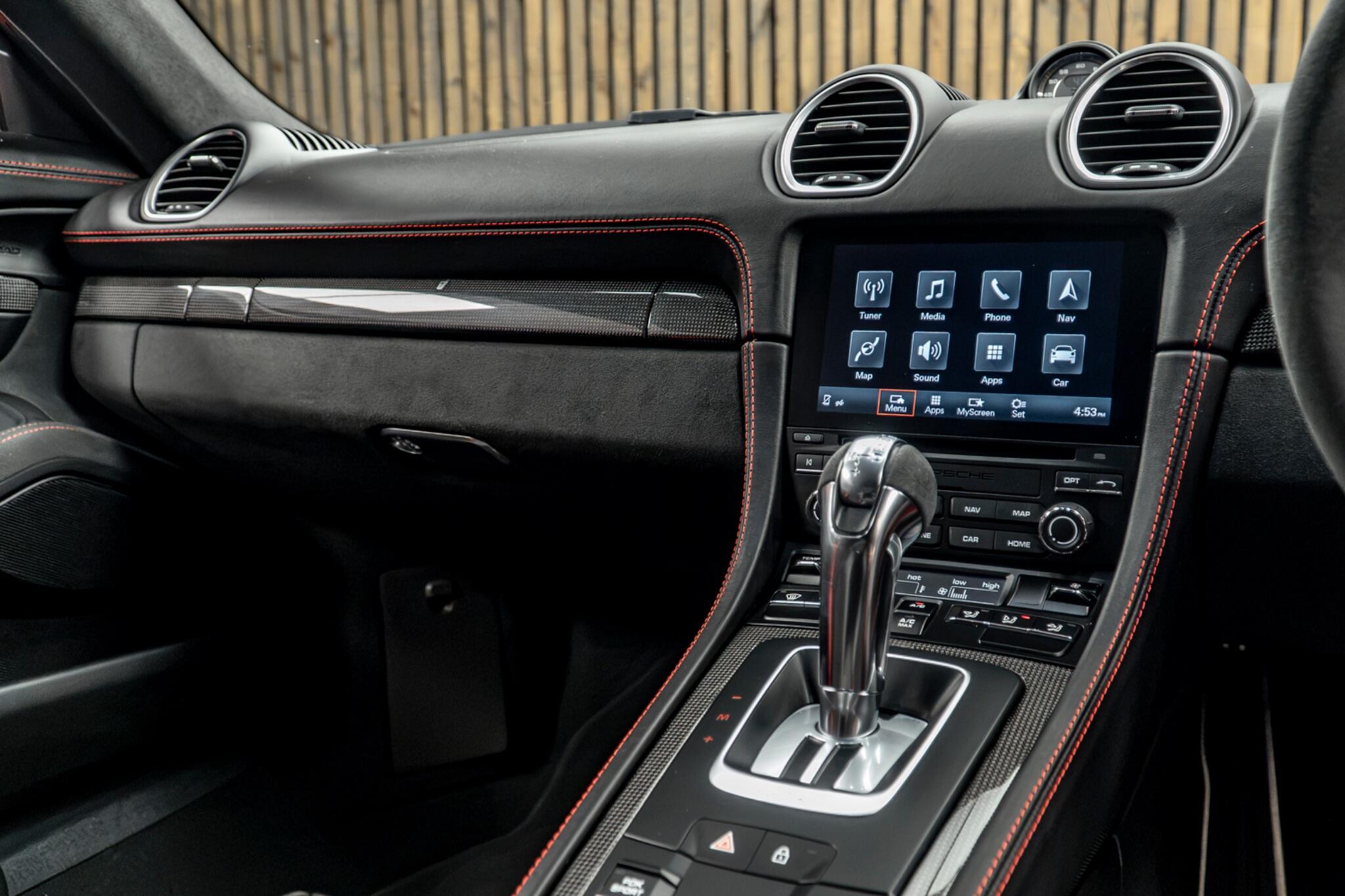 Porsche Cayman view 26