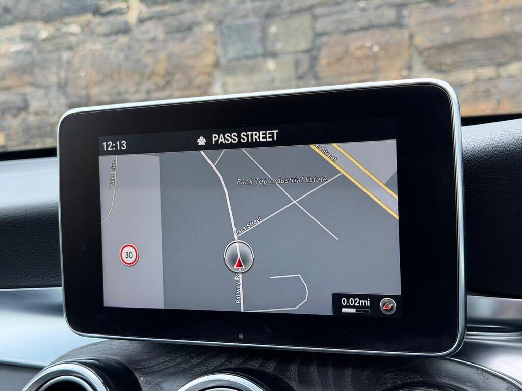 Mercedes-Benz GLC view 33