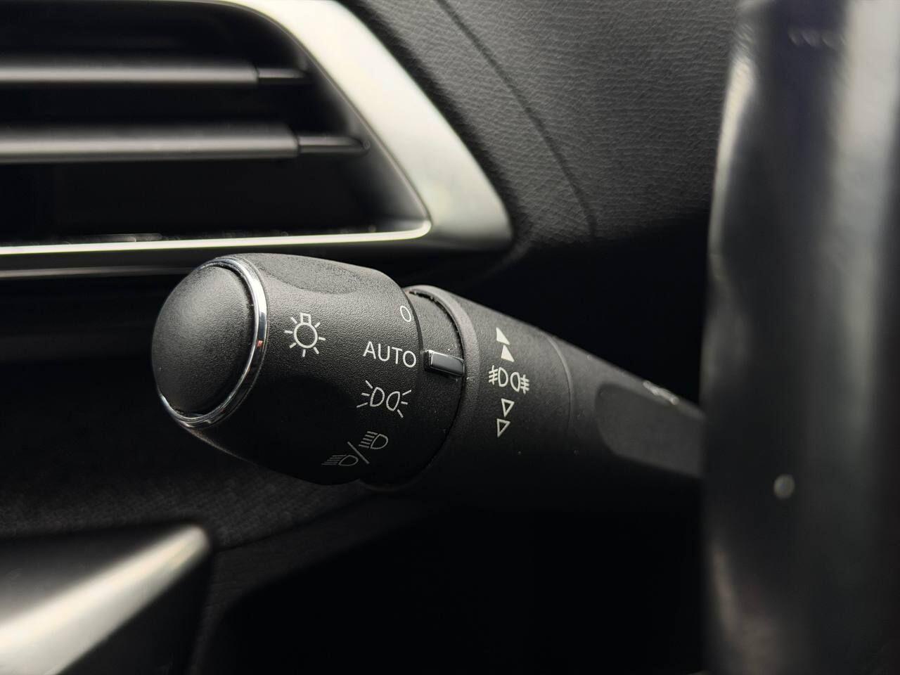 Peugeot 3008 view 37