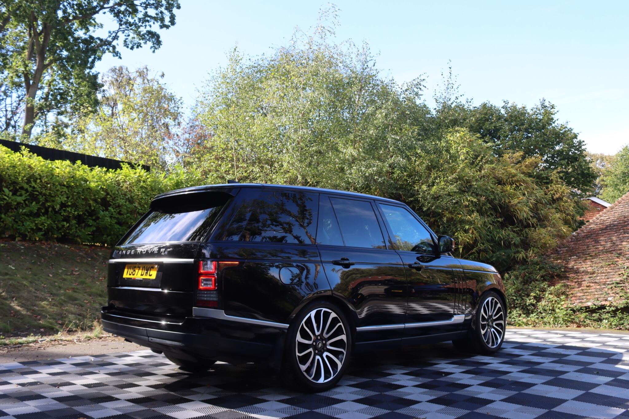 Land Rover Range Rover view 36