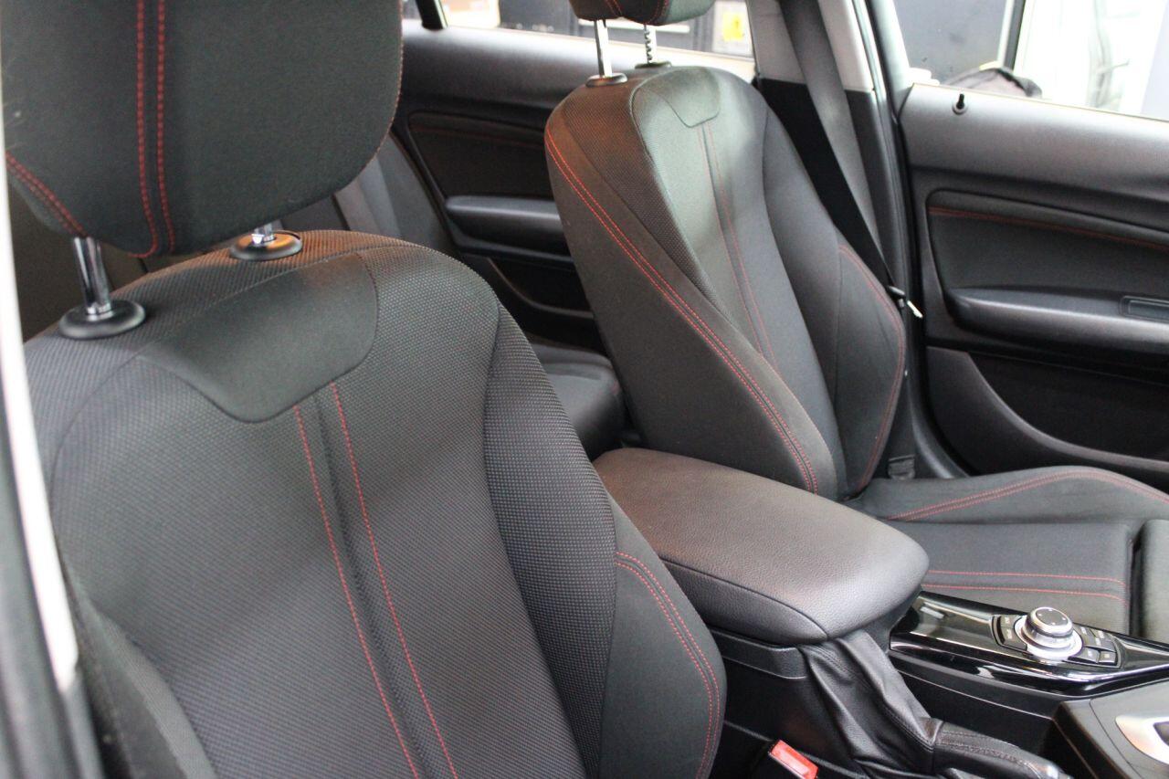 BMW 1 Series view 15