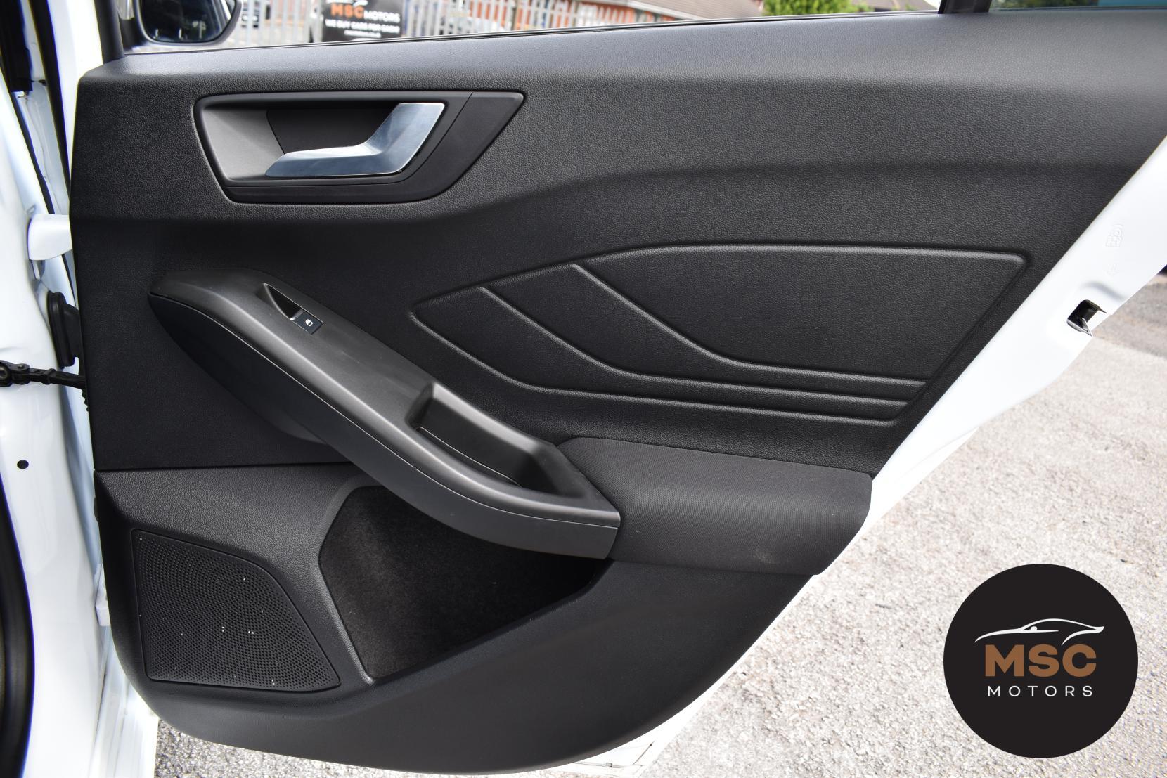 Ford Focus view 65