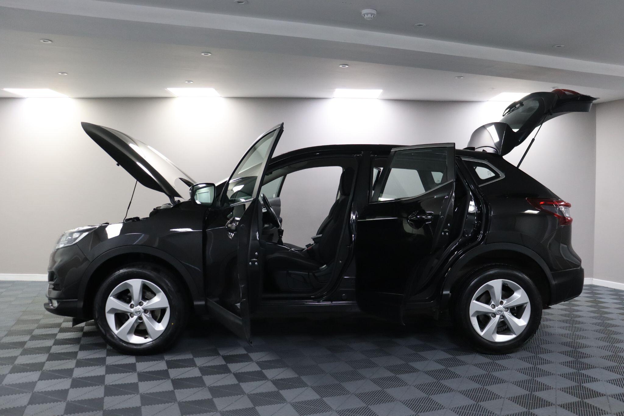 Nissan Qashqai view 18