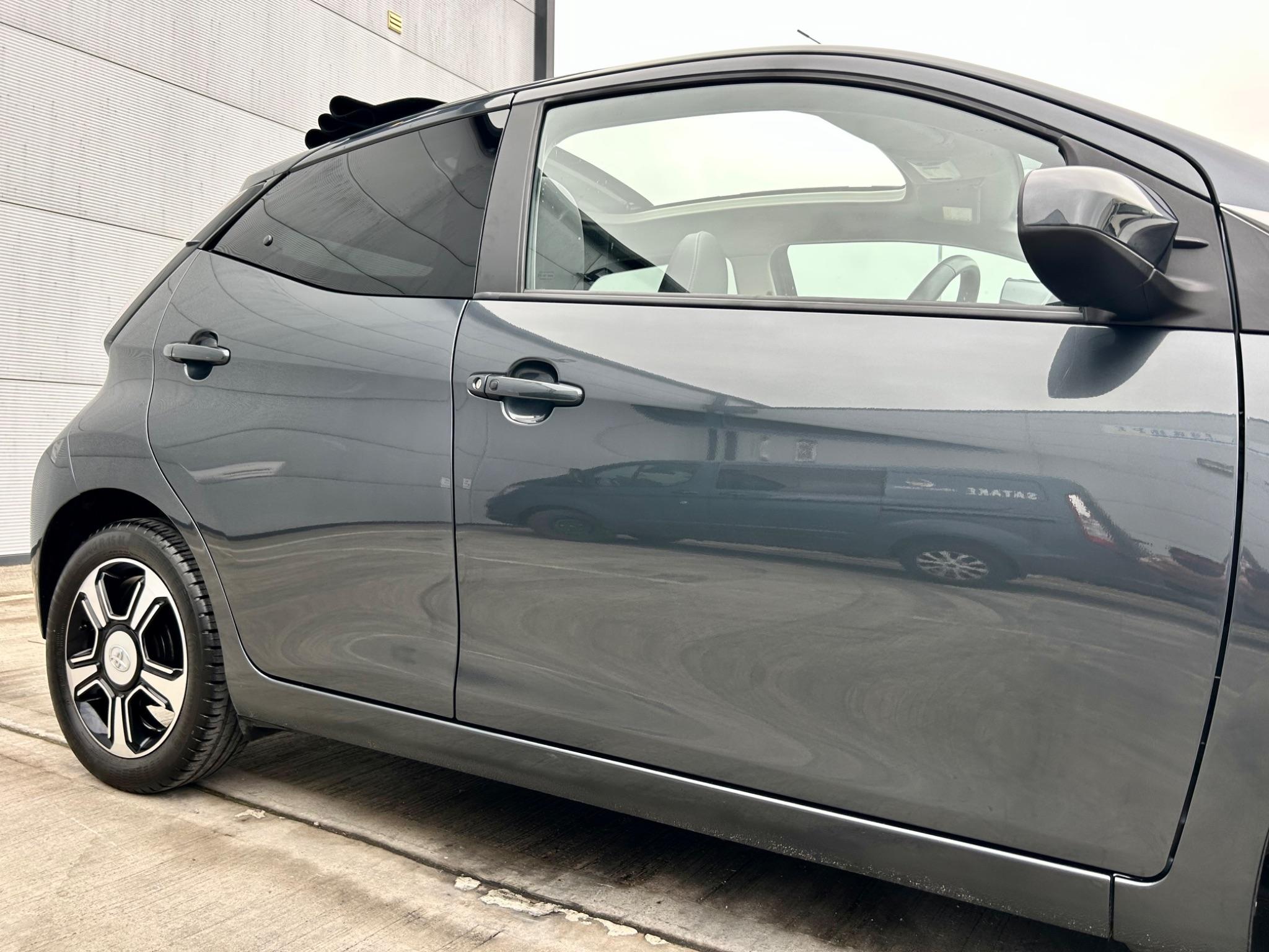 Toyota Aygo view 11