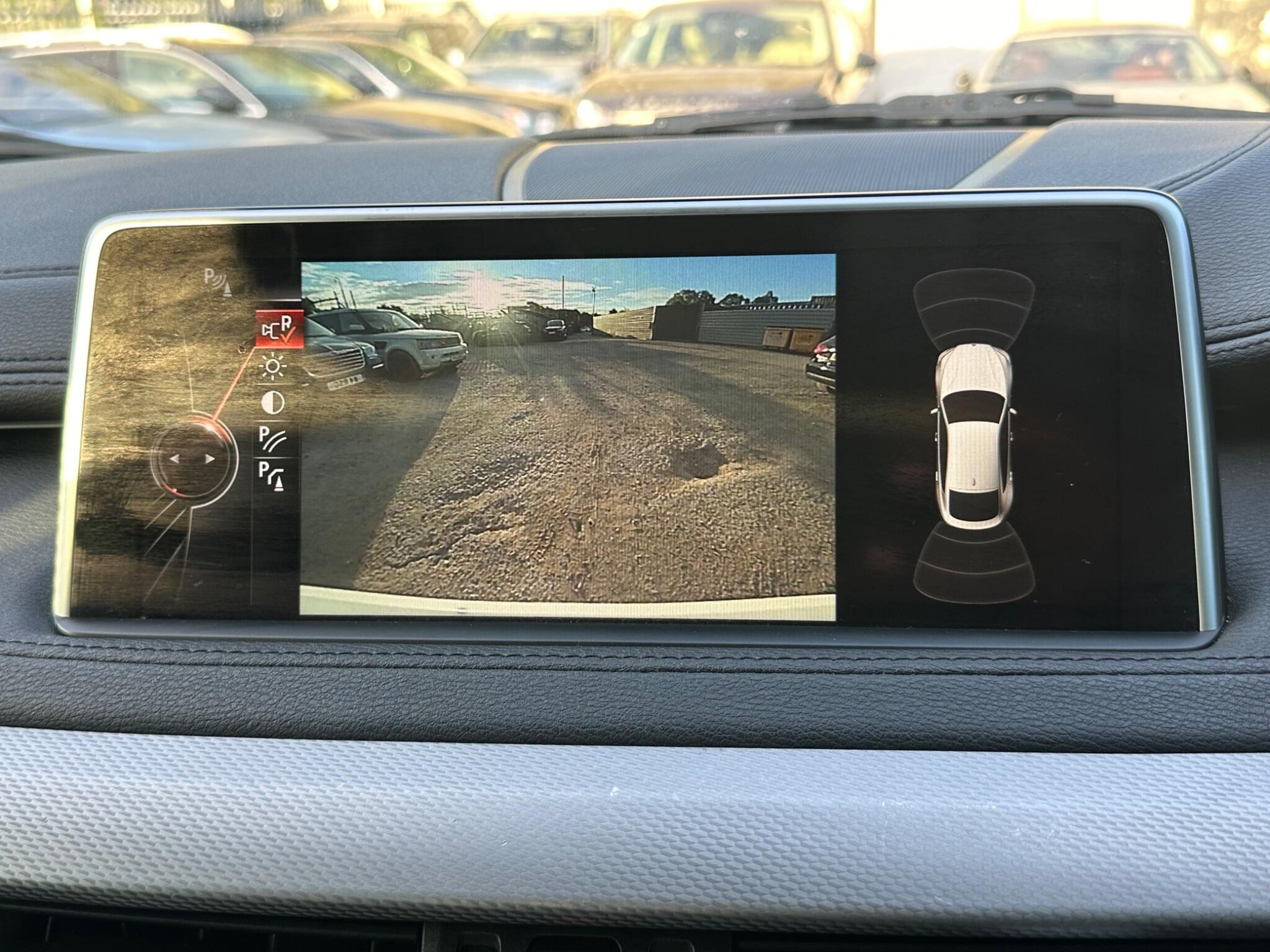 BMW X6 view 52