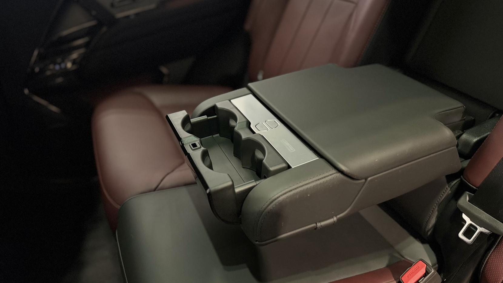 Land Rover Range Rover Sport view 14