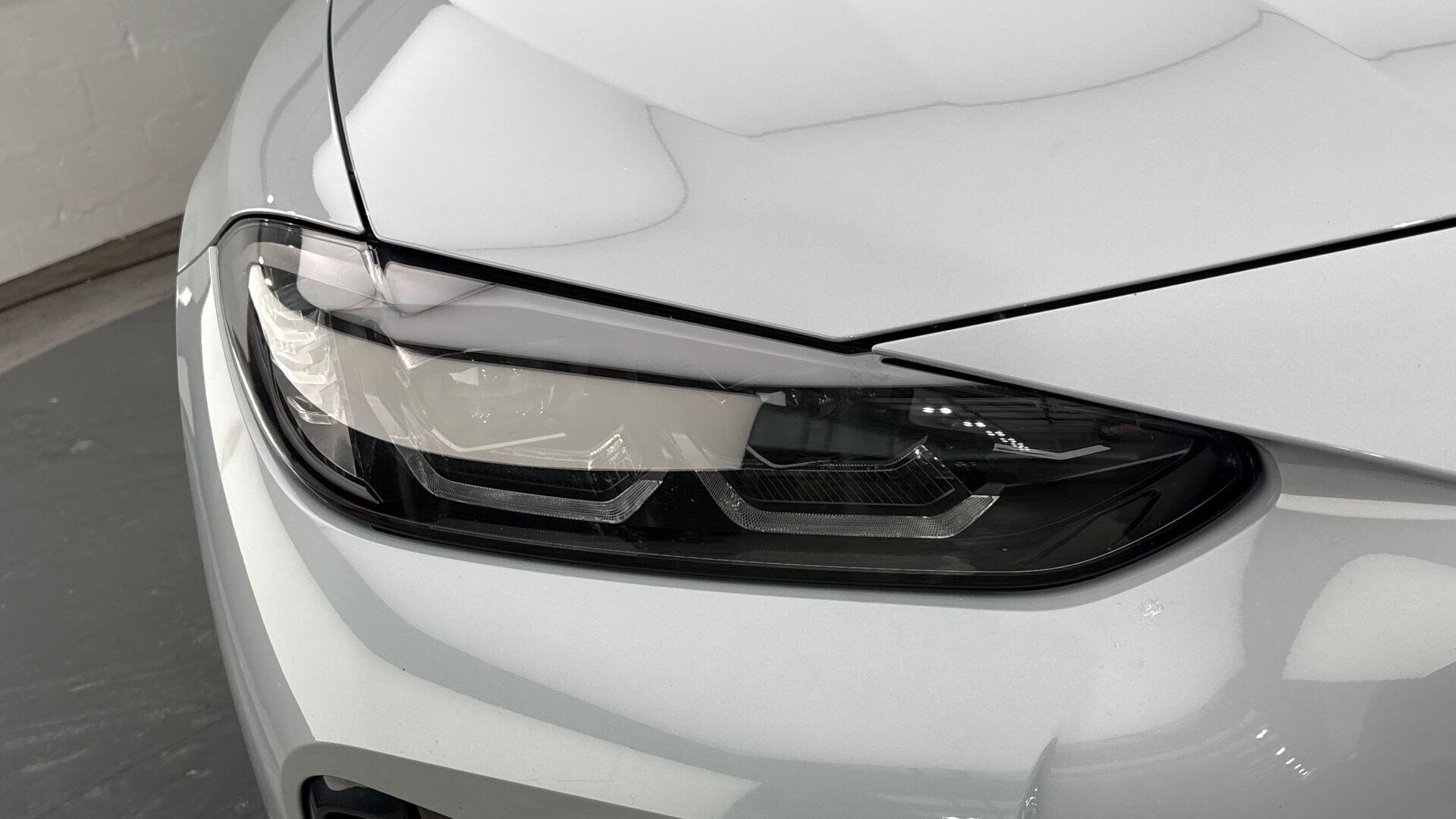 BMW i4 view 23