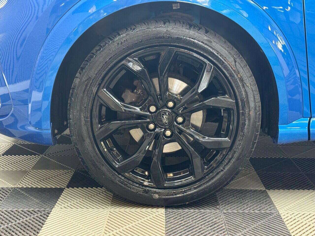 Ford Puma view 4
