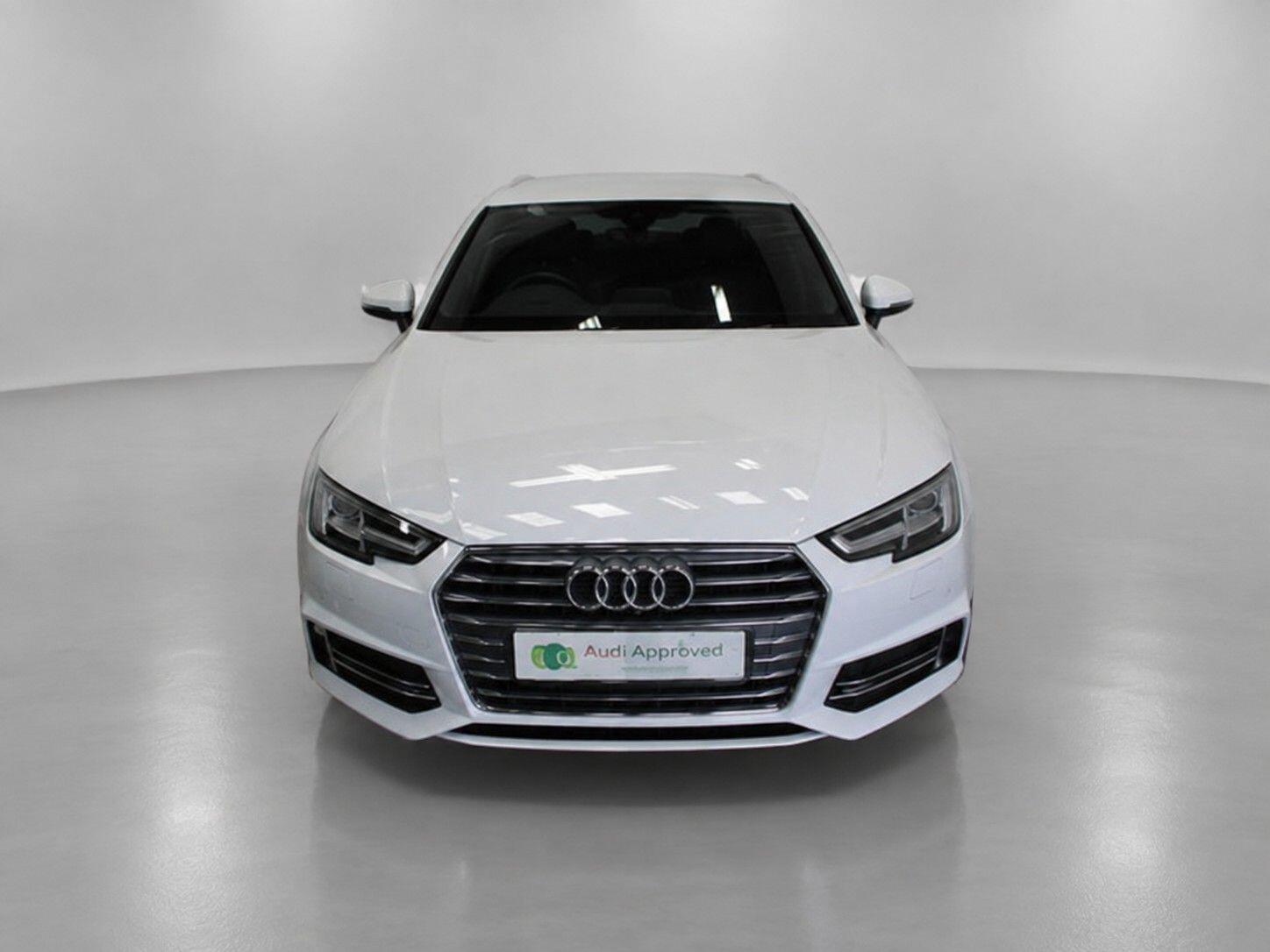 Audi A4 view 13