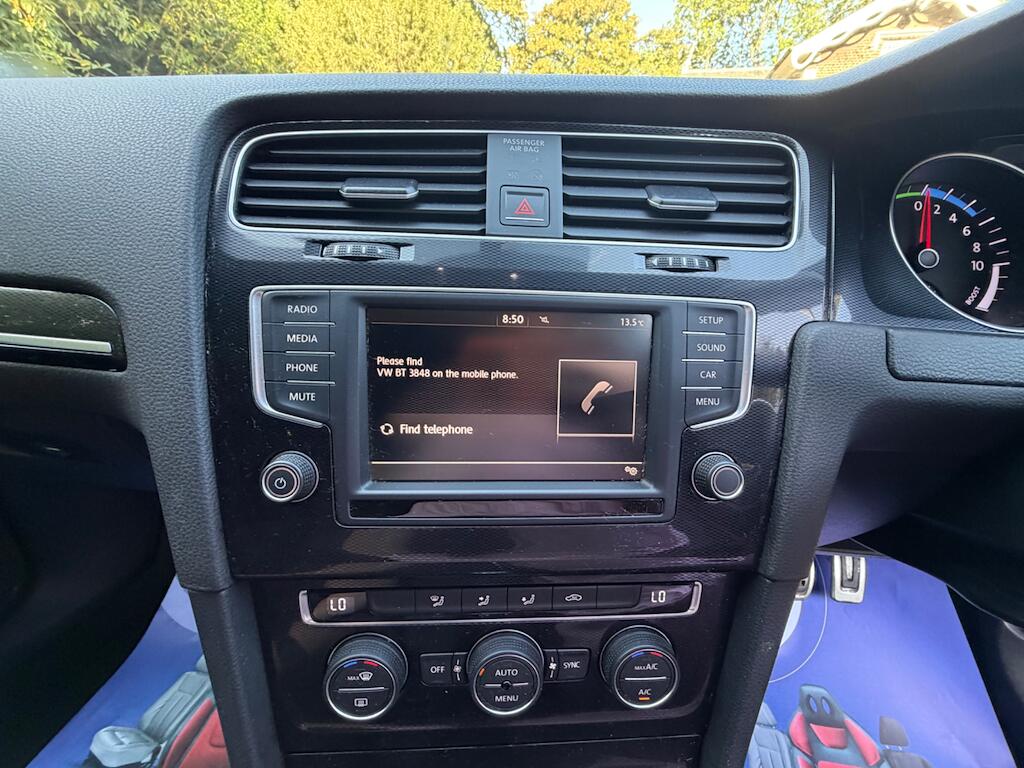 Volkswagen Golf view 15