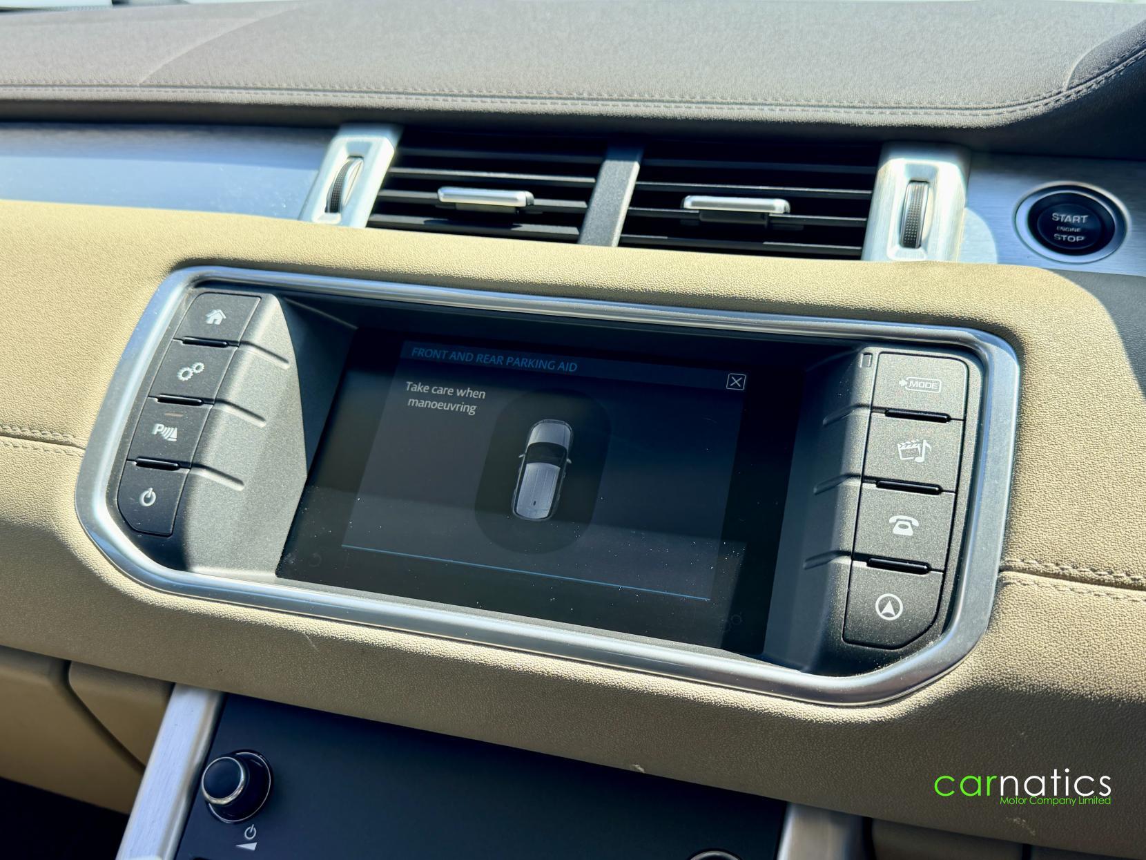 Land Rover Range Rover Evoque view 30