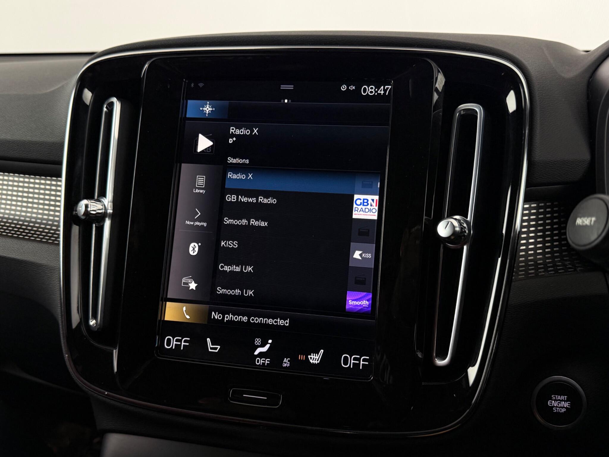 Volvo XC40 view 23