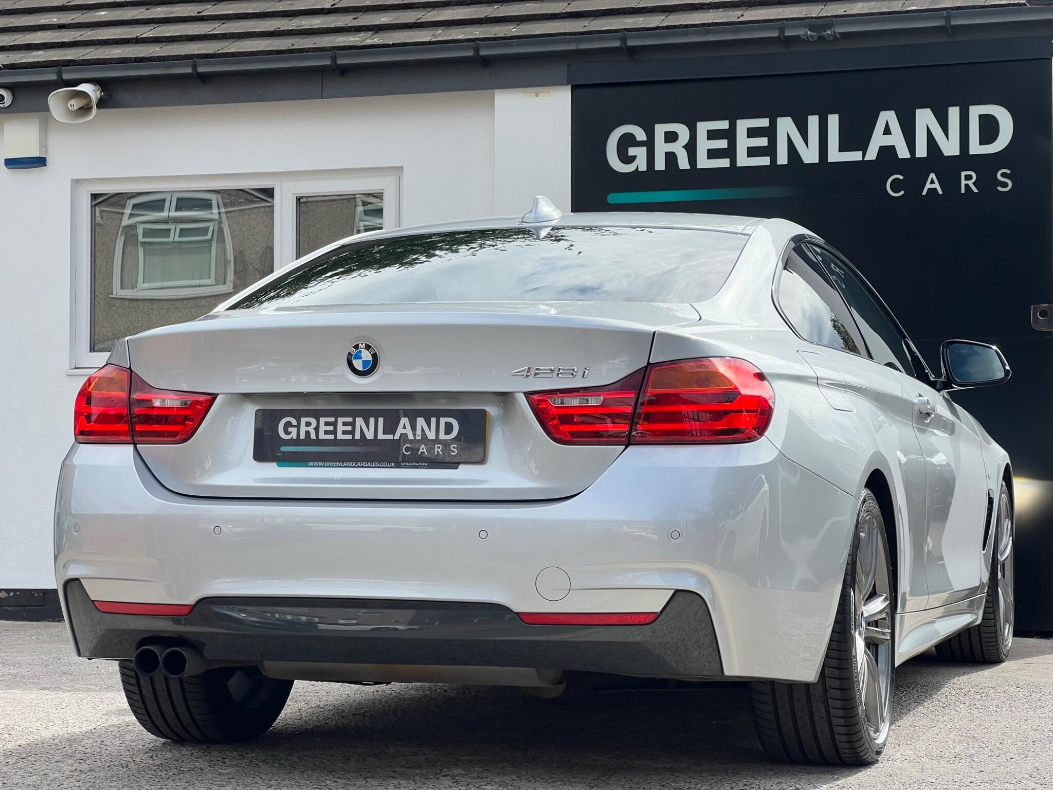 BMW 4 Series view 32