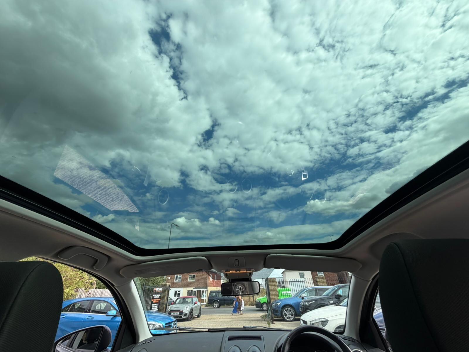 Nissan Qashqai view 25