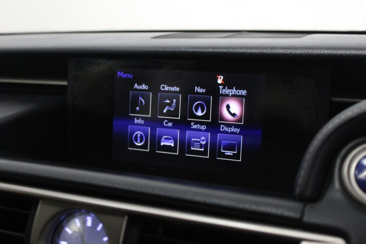 Lexus Is view 37
