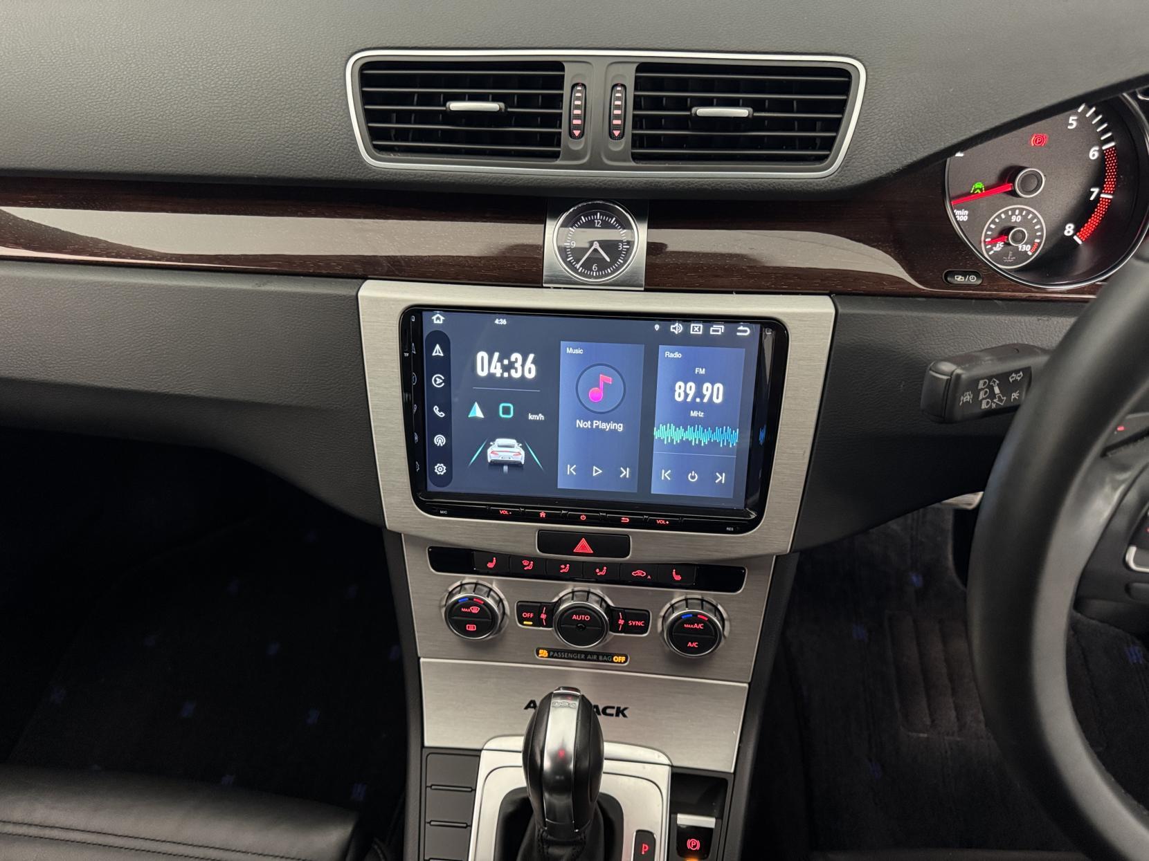Volkswagen Passat view 71