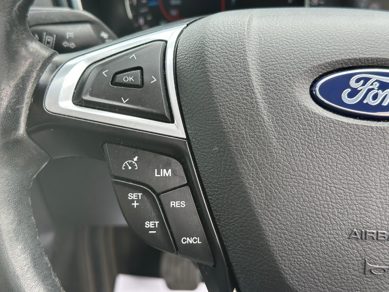 Ford Mondeo view 20