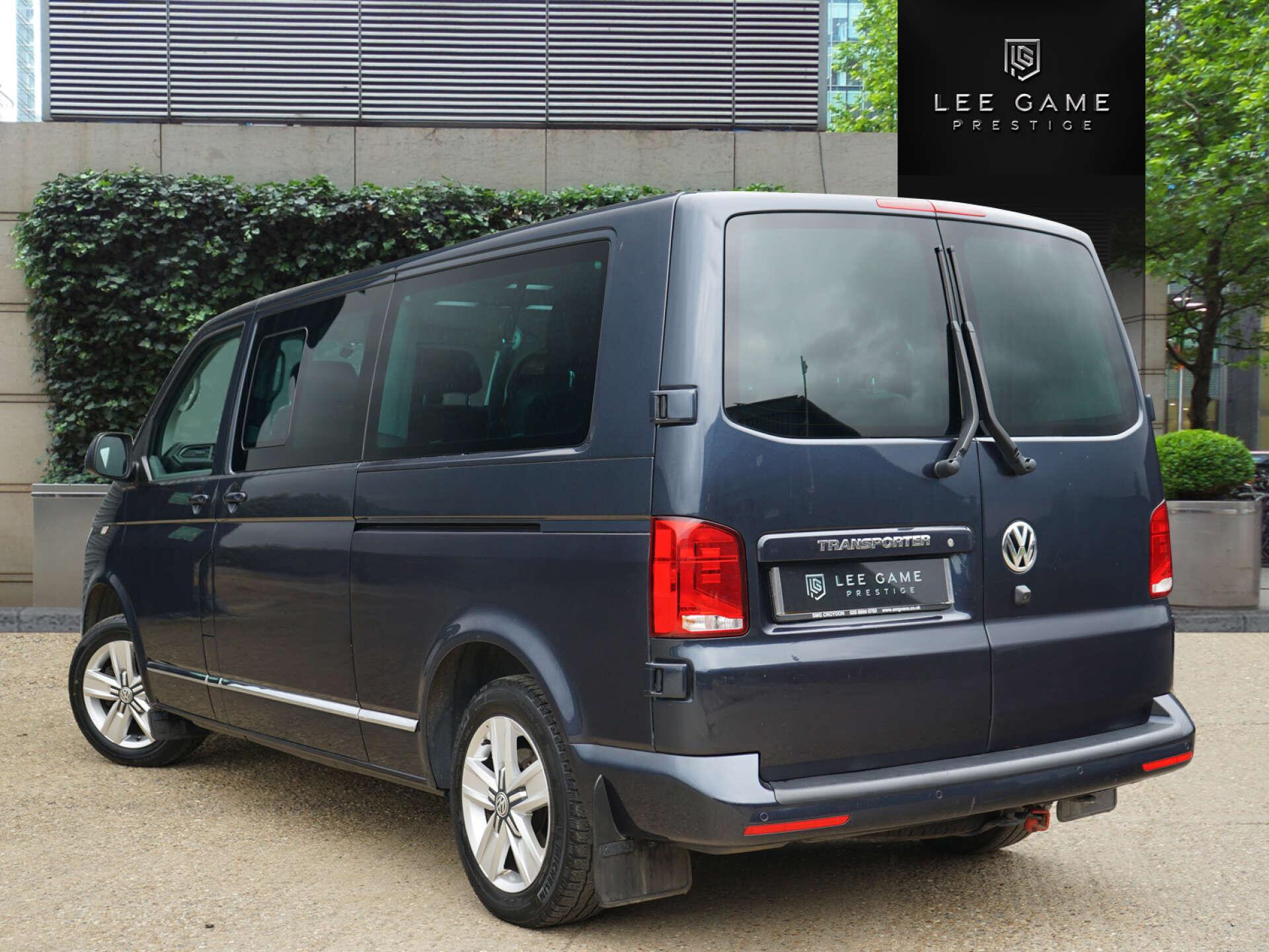 Volkswagen Transporter view 7