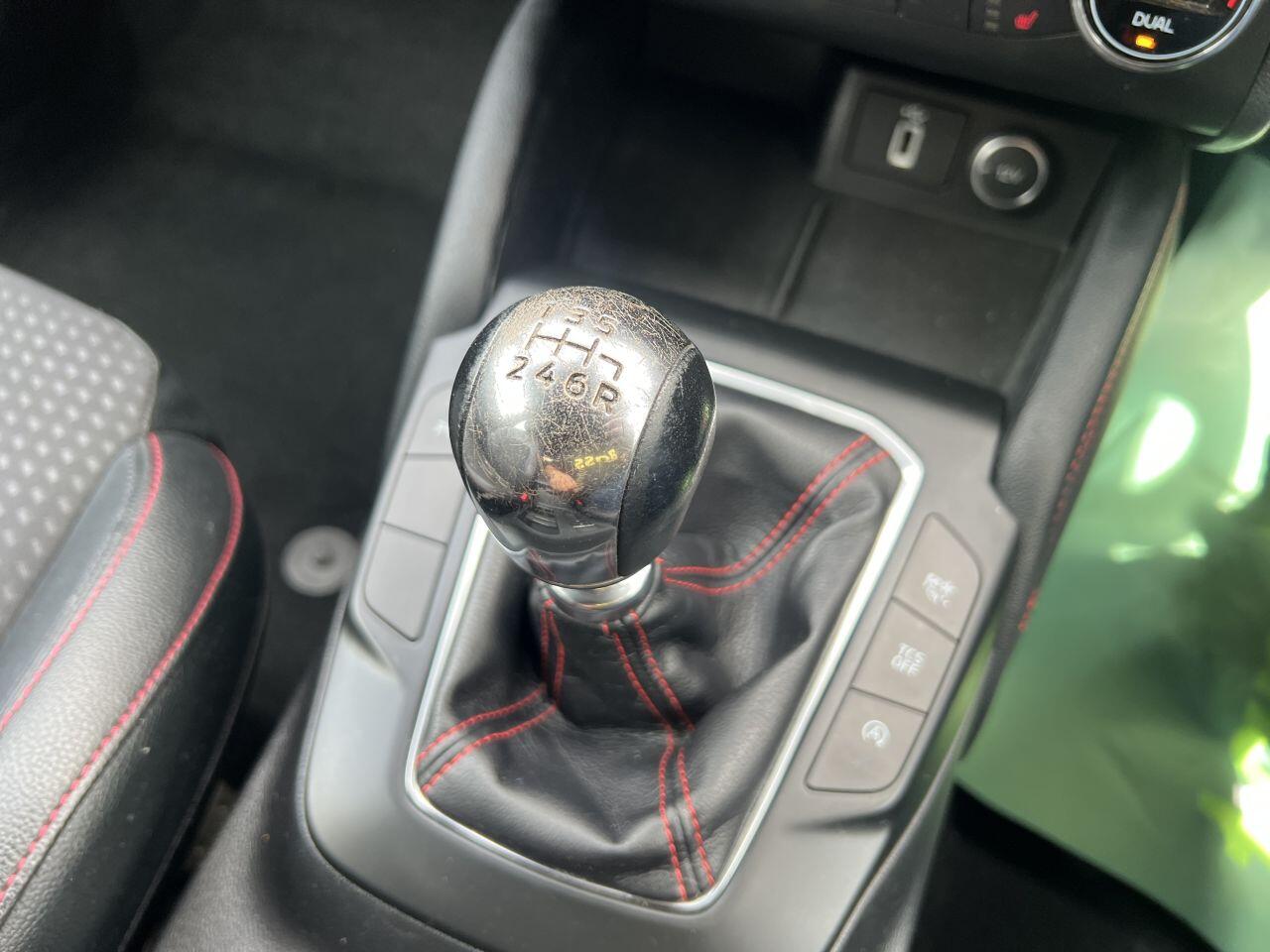 Ford Focus view 32