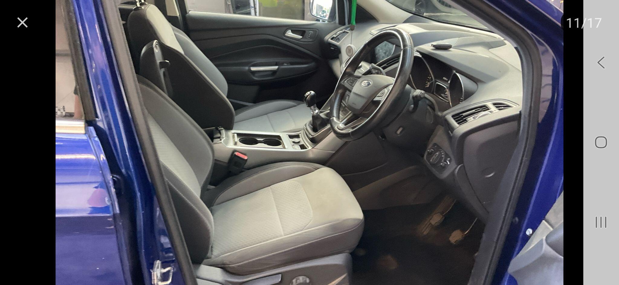 Ford Kuga view 11