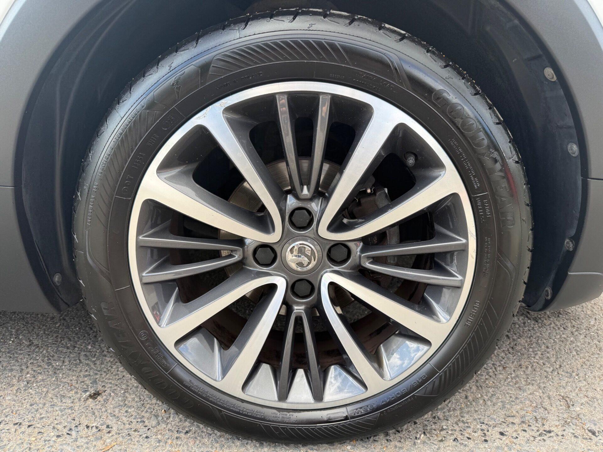 Vauxhall Crossland X view 53