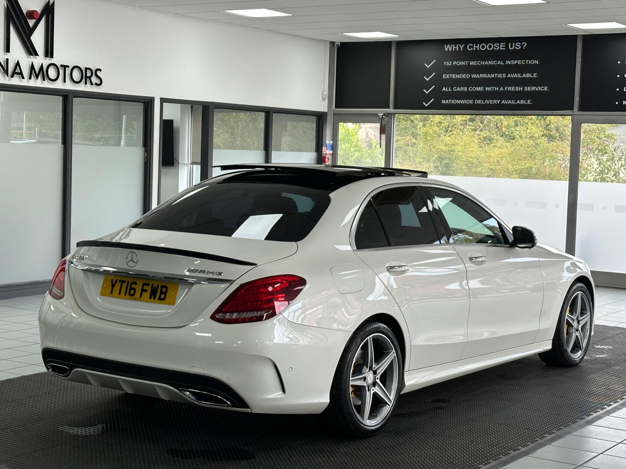 Mercedes-Benz C Class view 13