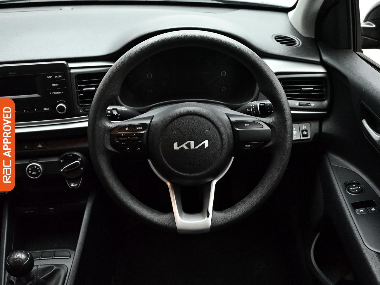 Kia Rio view 9