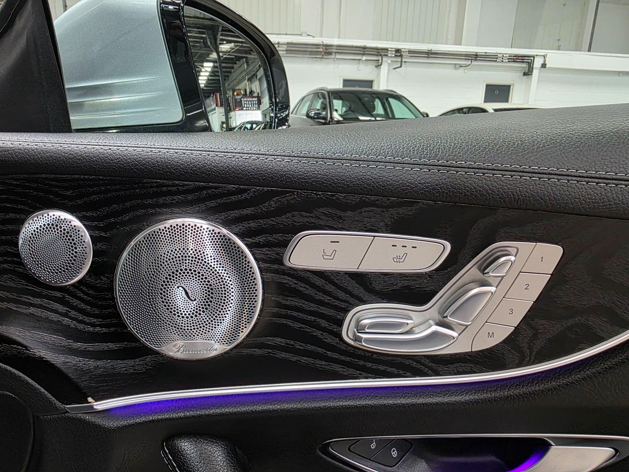 Mercedes-Benz E Class view 16