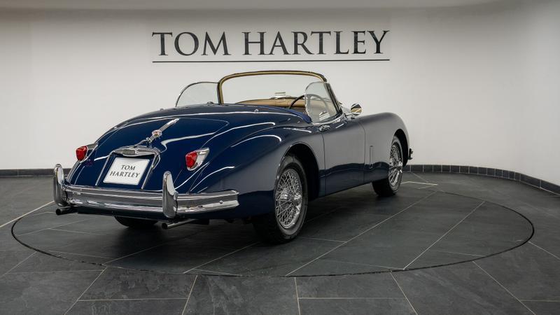 Jaguar XK150 view 7