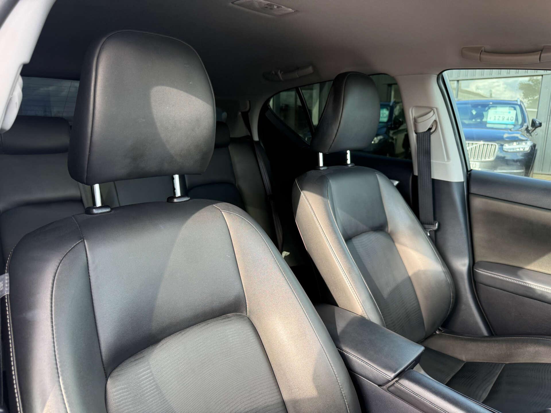 Lexus CT view 38