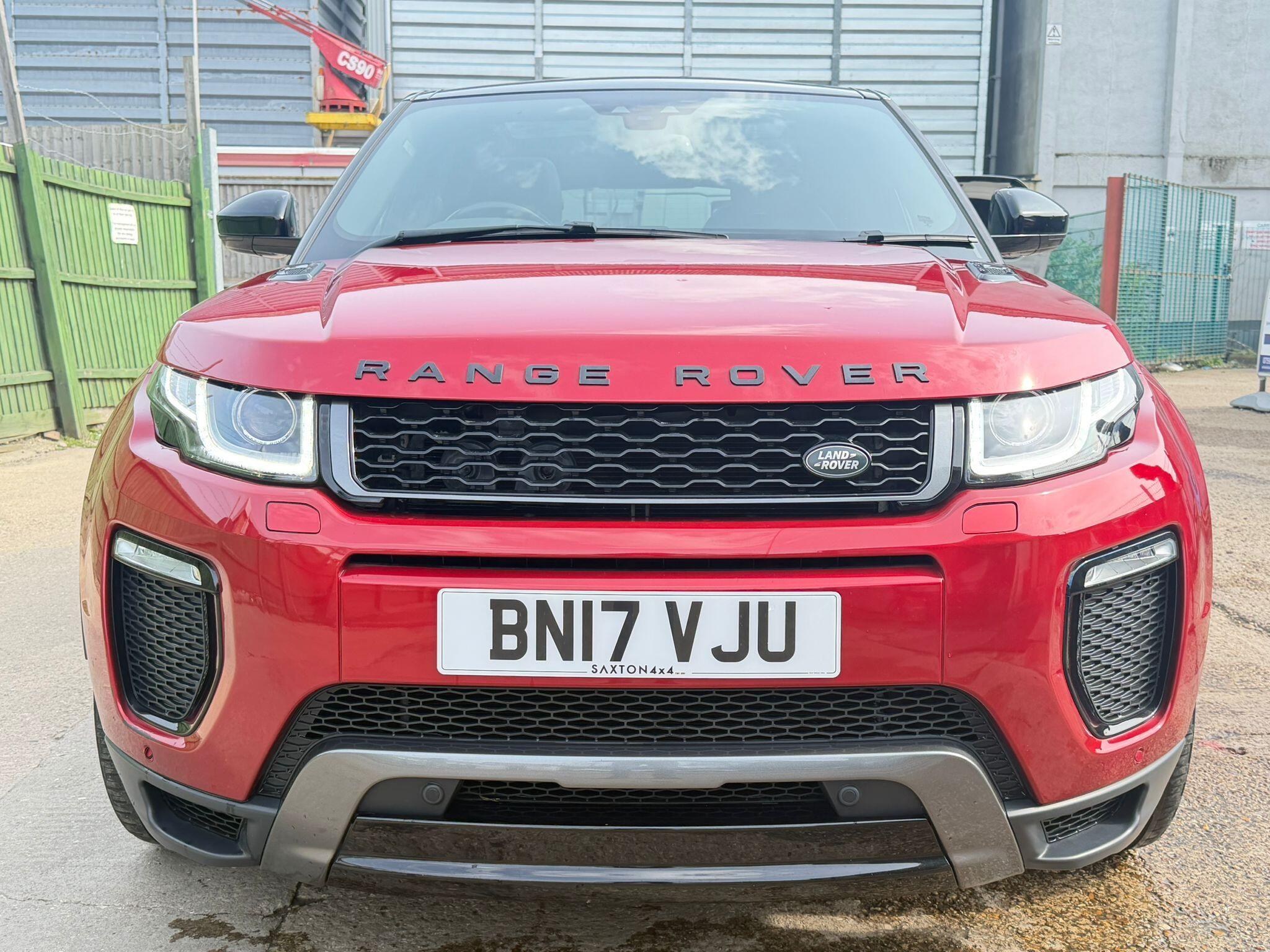 Land Rover Range Rover Evoque view 3