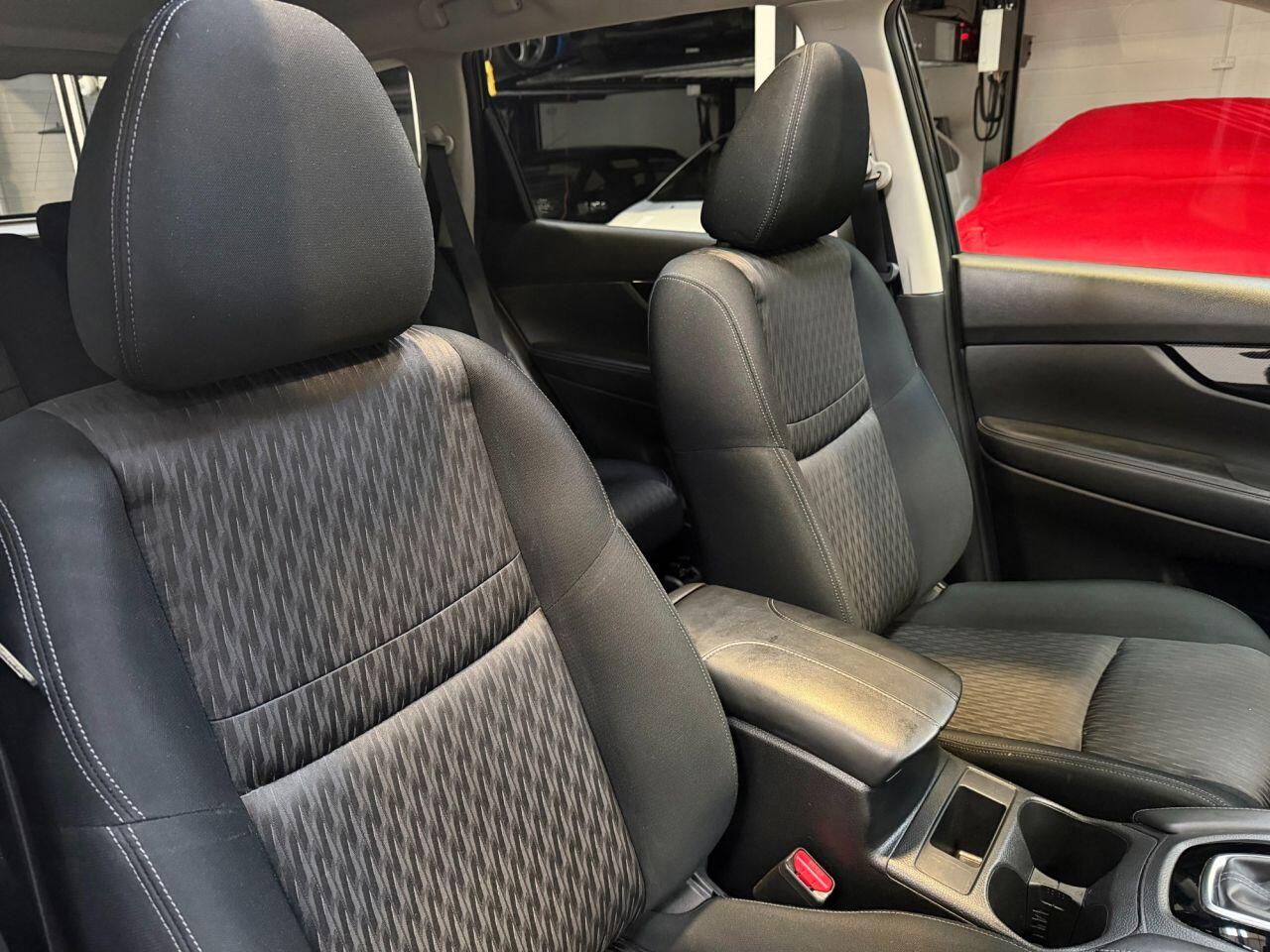 Nissan X-Trail view 11