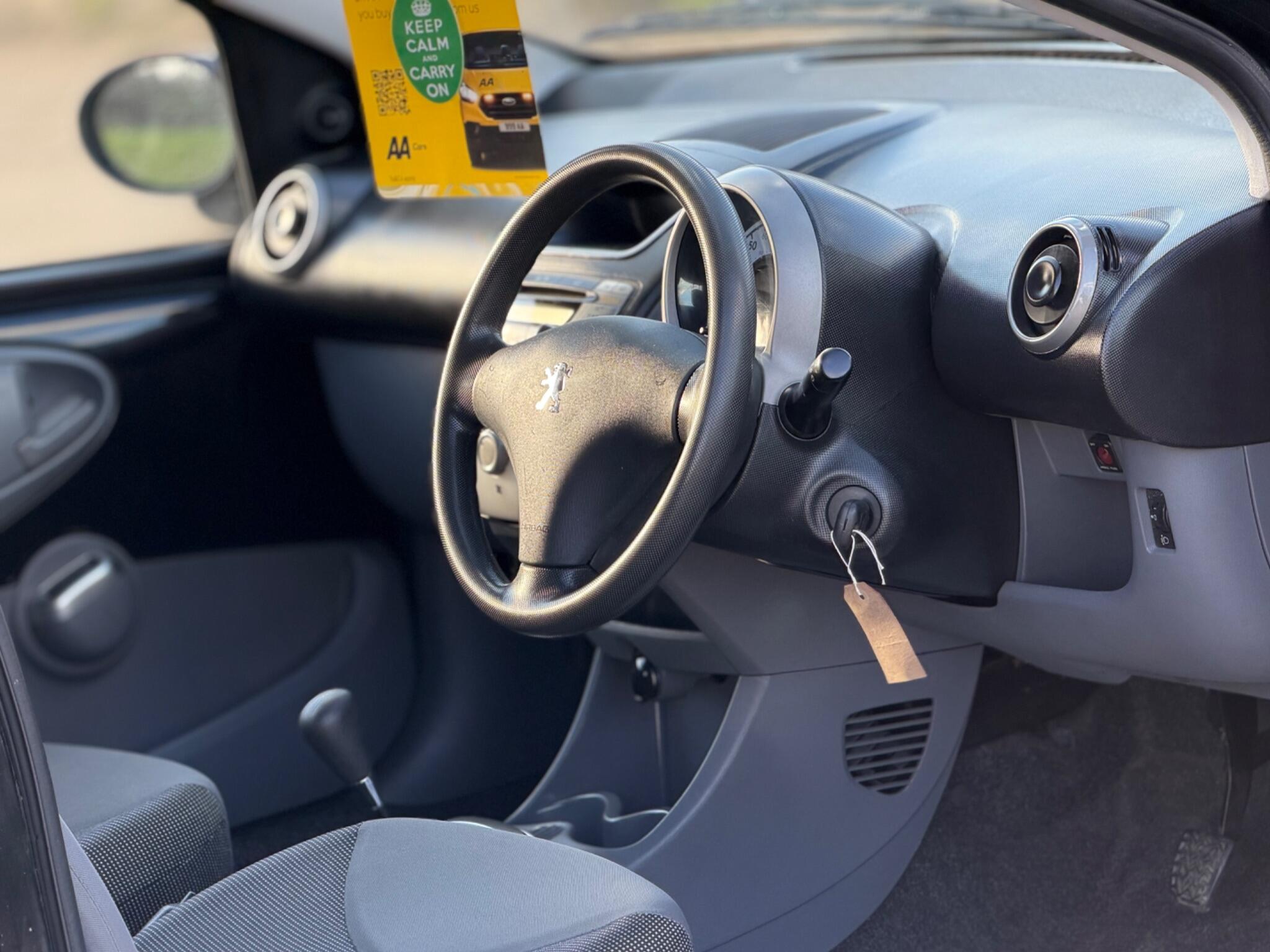 2006 Peugeot 107 1.0 12V Urban 2 Tronic Euro 4 3dr image 16