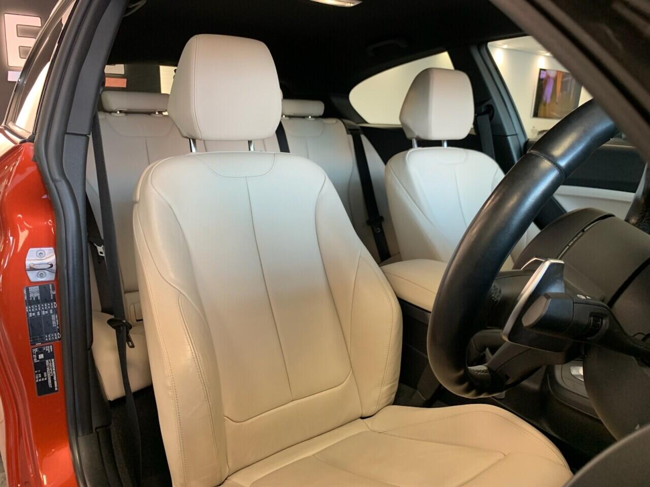 BMW 1 Series view 22