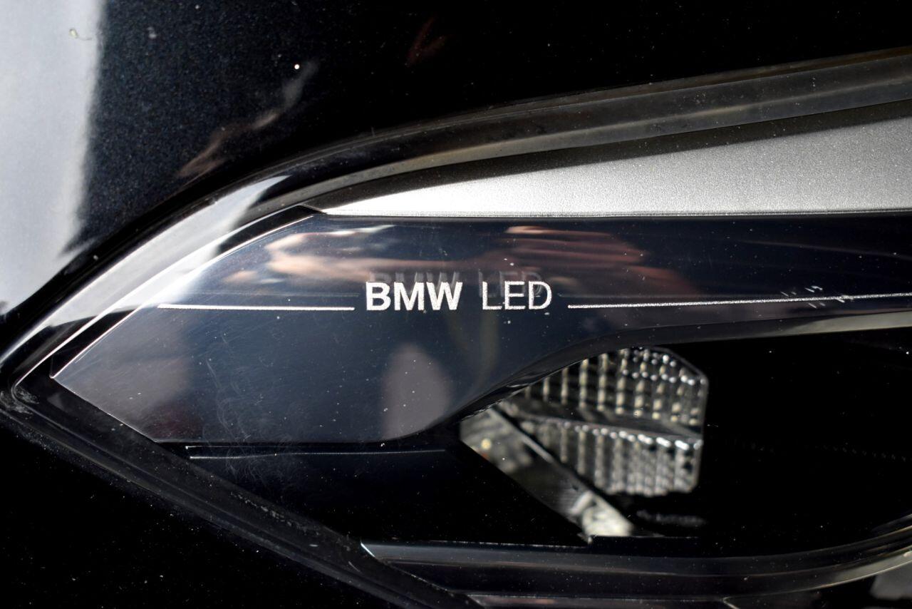 BMW 1 Series view 4