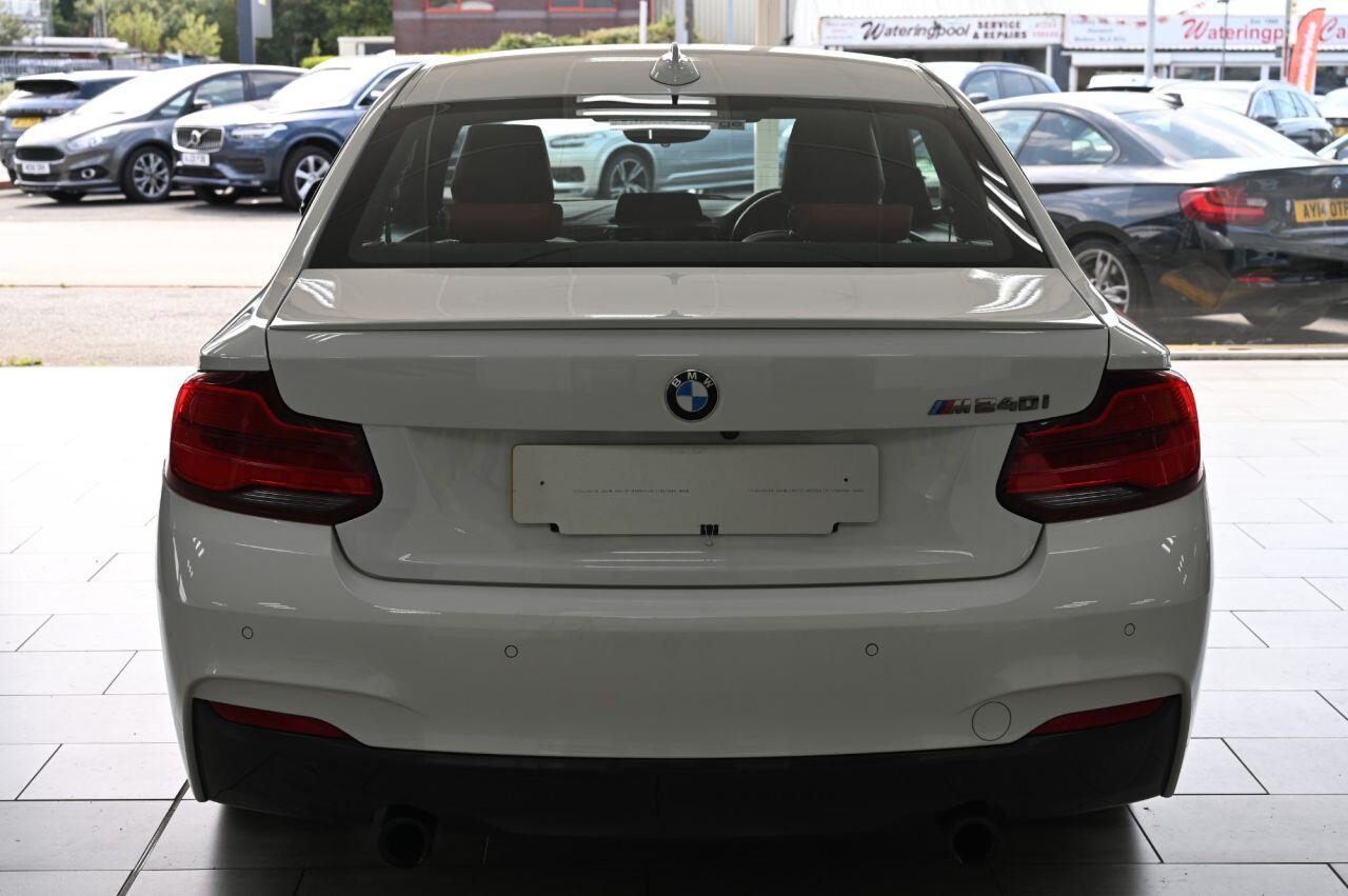 BMW 2 Series view 9