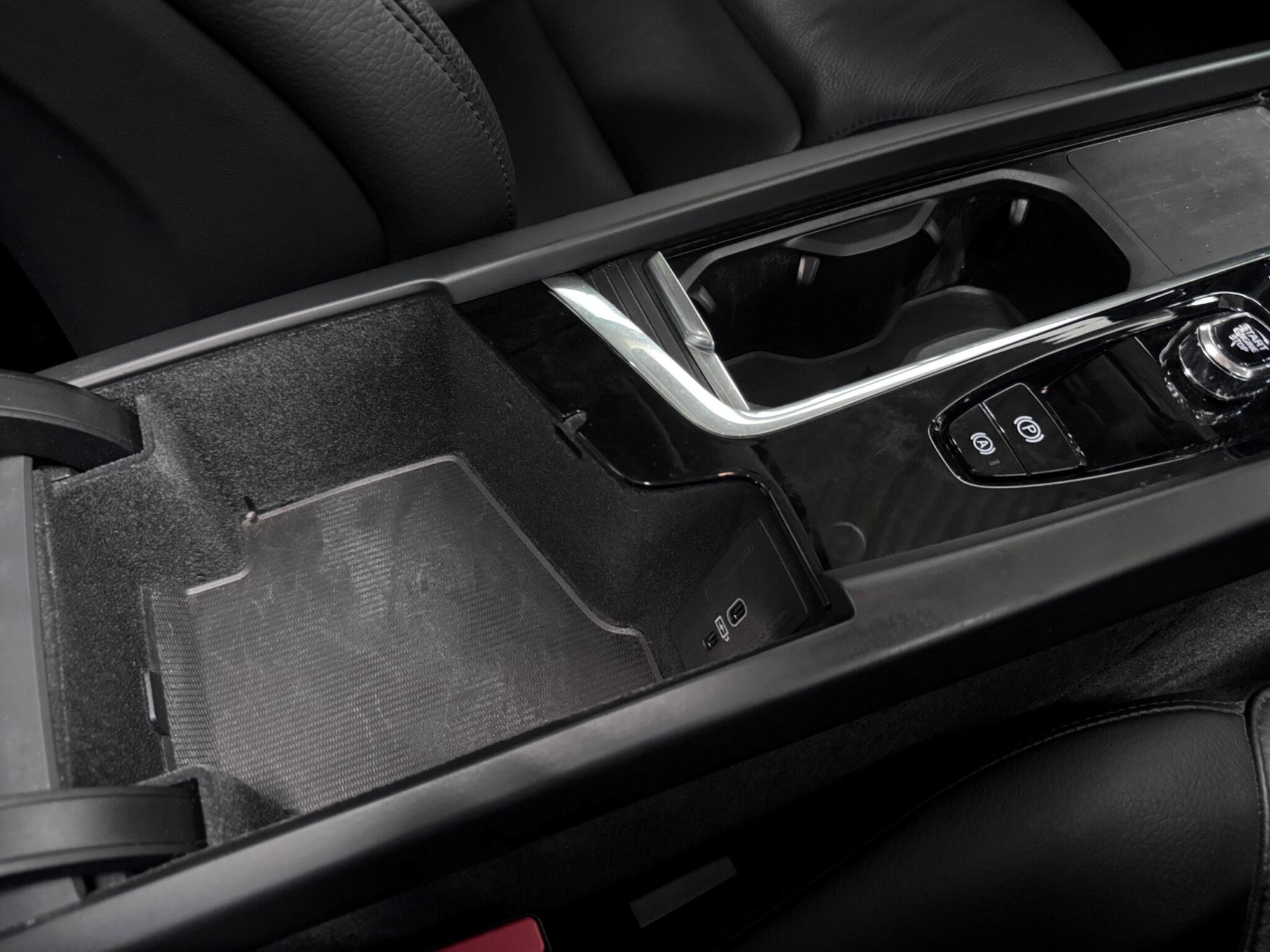 Volvo XC60 view 37