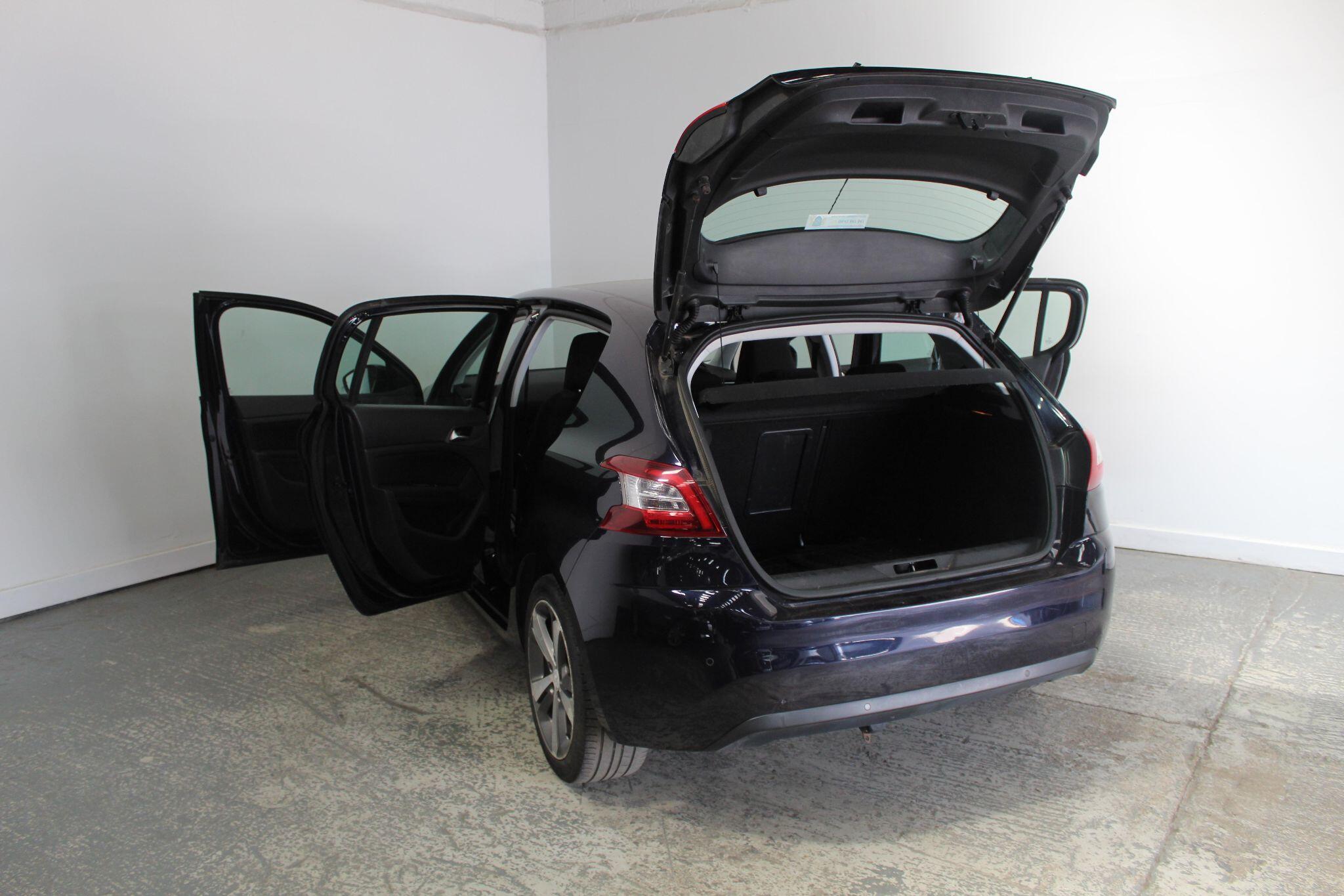 Peugeot 308 view 22