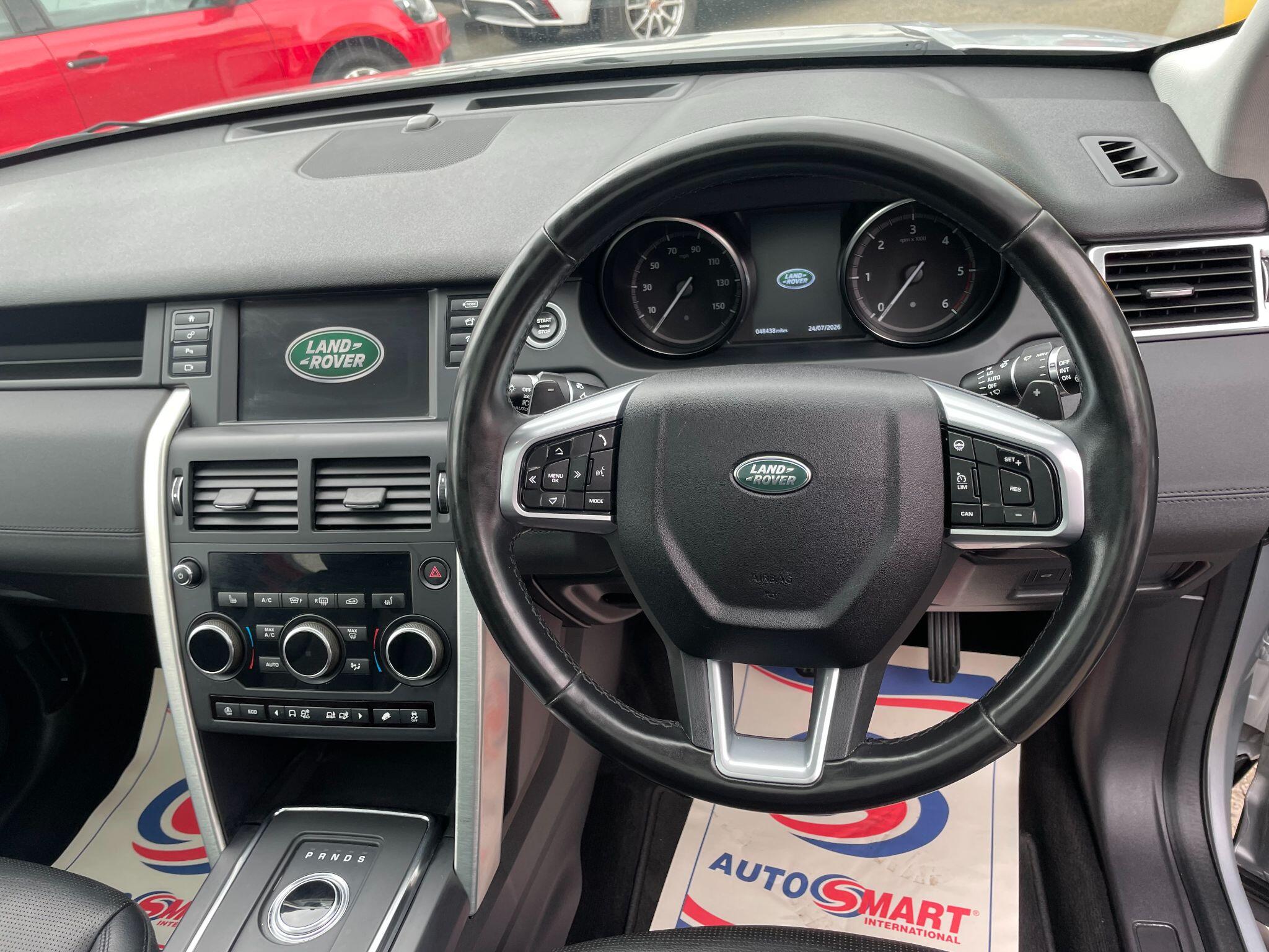Land Rover Discovery Sport view 18