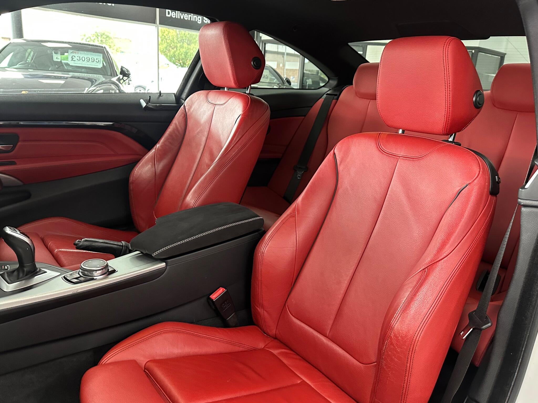 BMW 4 Series view 35