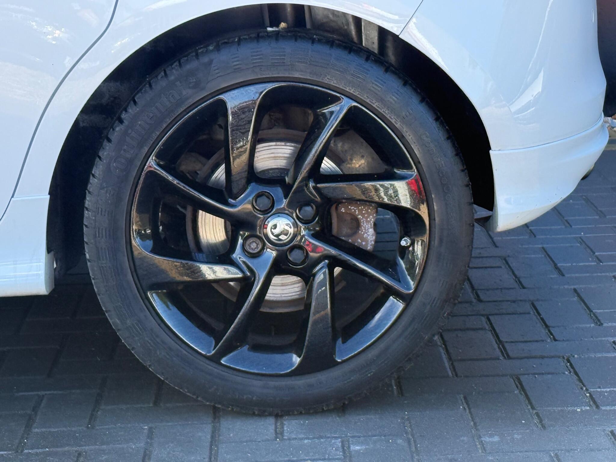Vauxhall Corsa view 14