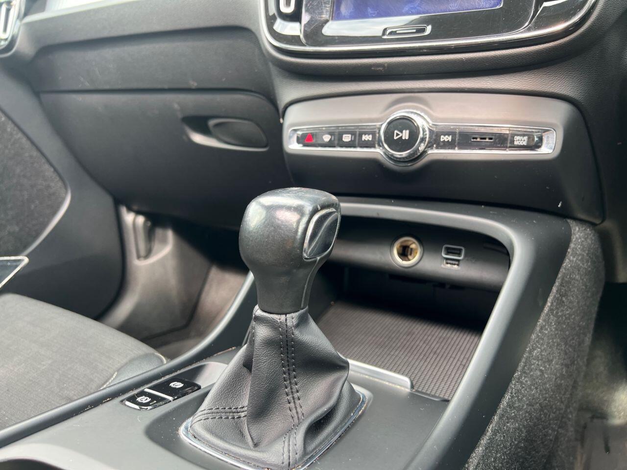 Volvo XC40 view 20